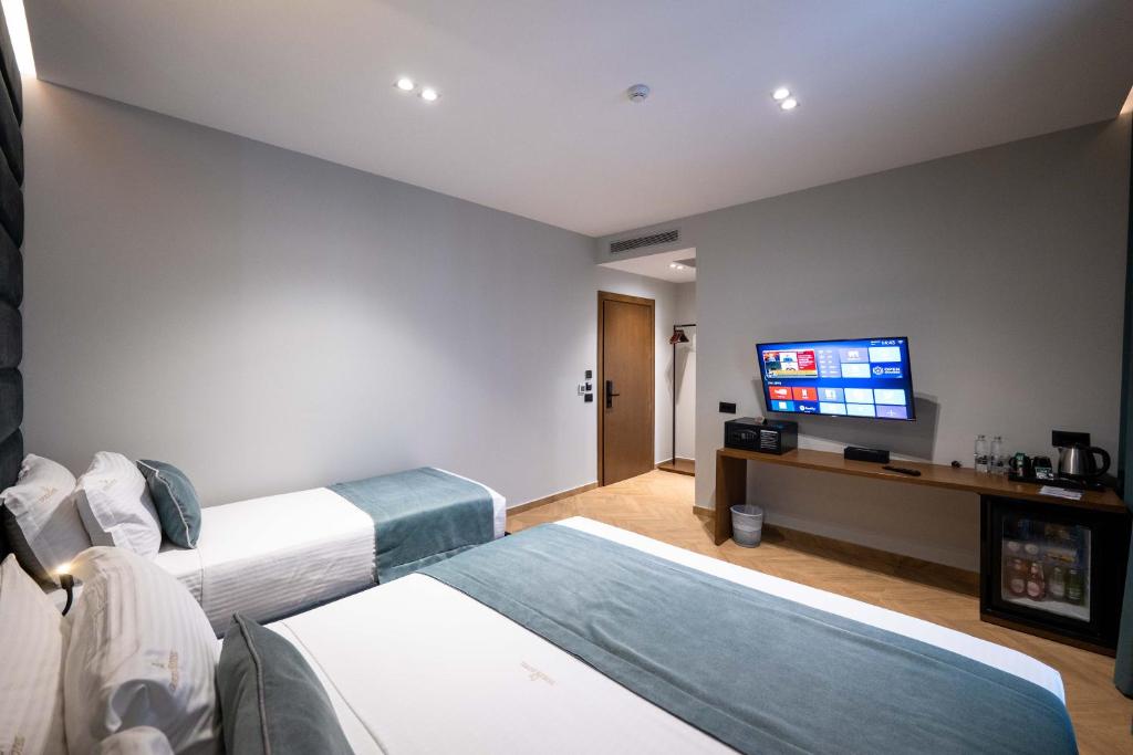 kosta apt