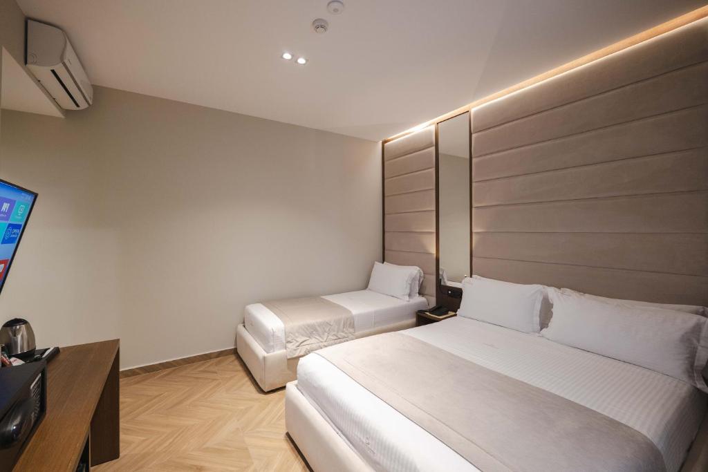 kosta apt